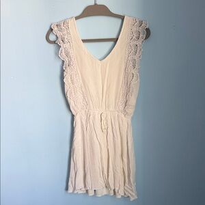 Alya Ivory Lace-Trimmed Top